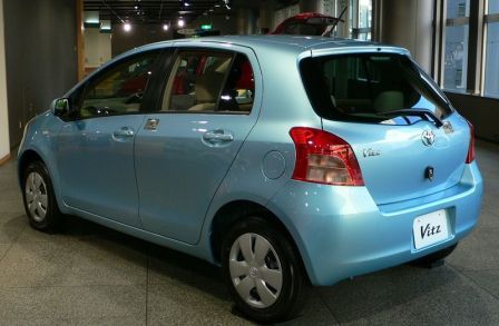 Yaris 4